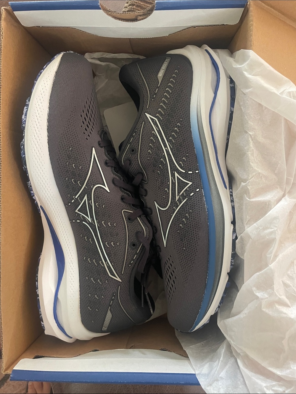 Mizuno Gray and Blue Men's Running Shoes - Wave Rider 25 size 9